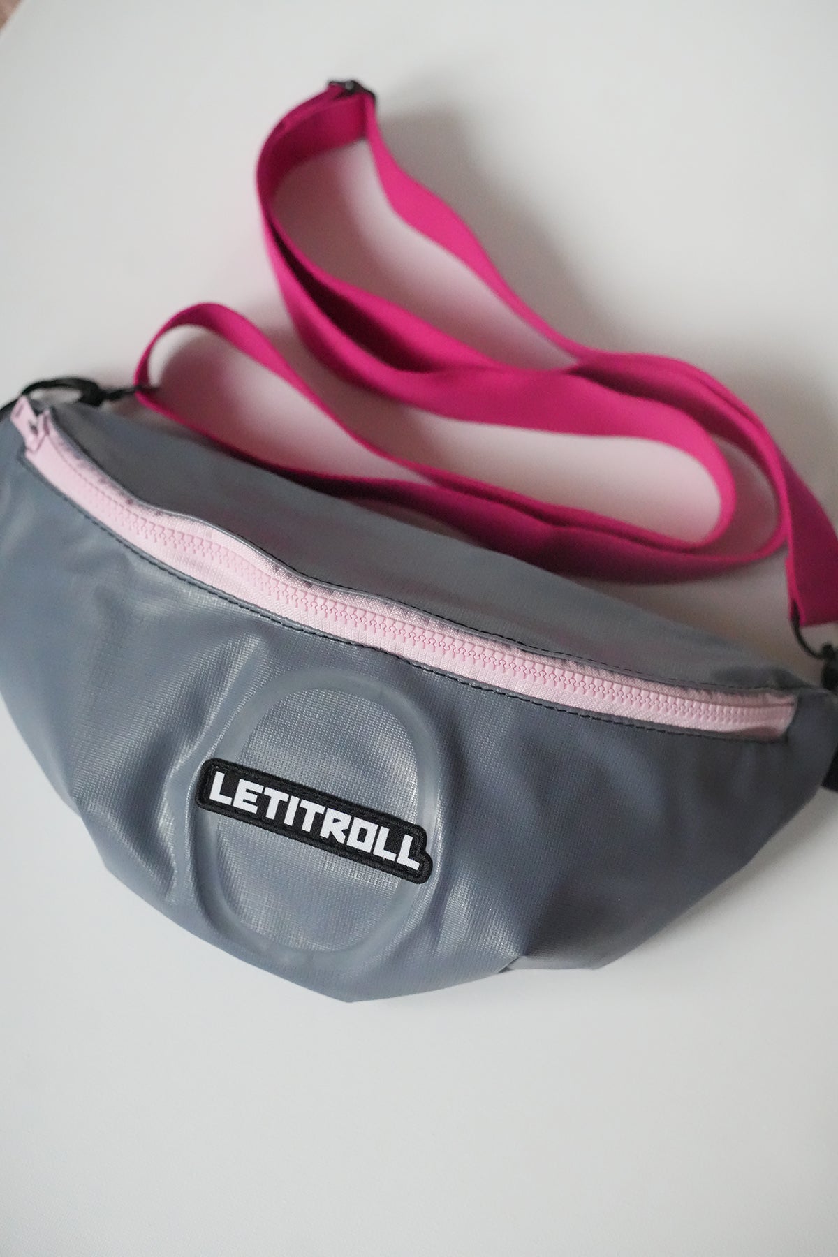 LETITROLL Upcycle Ledvinka Grey and Light Pink