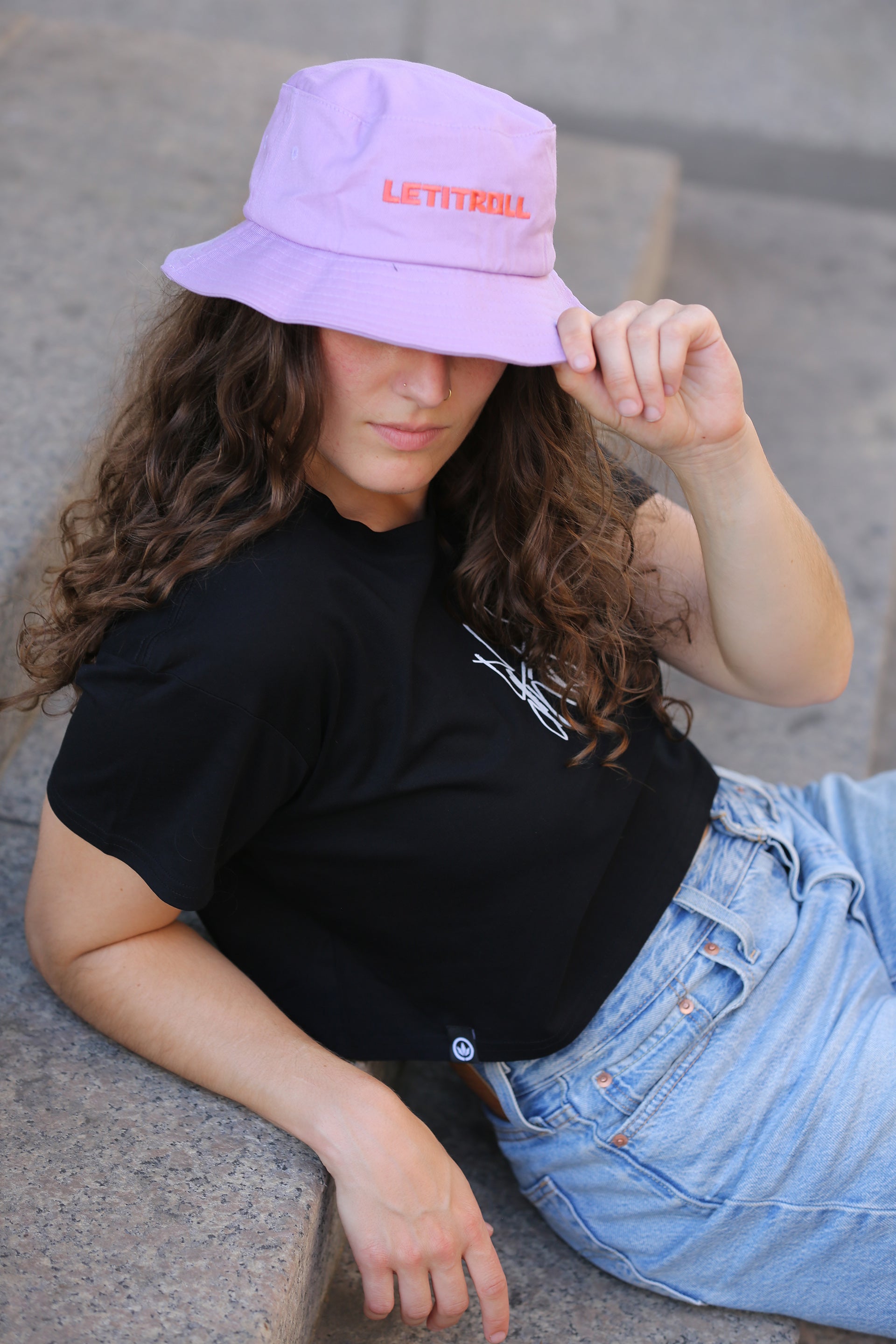 LETITROLL BUCKET HAT LILAC